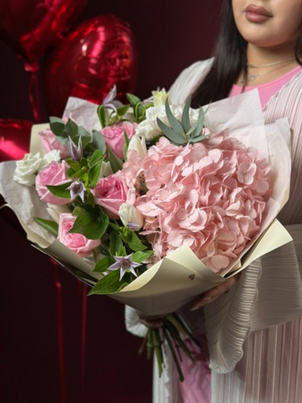 Сборный букет «Розовый рассвет»