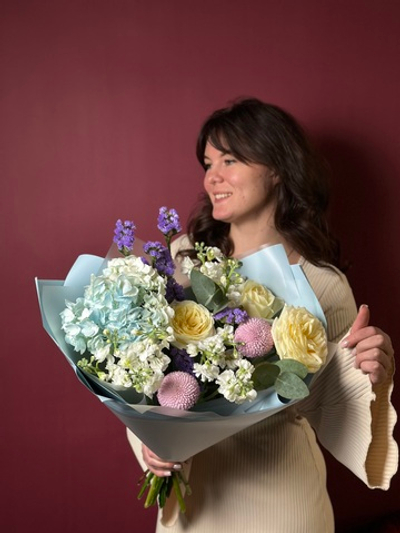 Сборный букет «Голубое сияние»