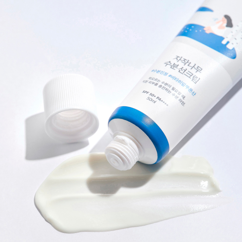 Многофункциональный солнцезащитный крем с березовым соком Round Lab Birch Juice Moisturizing Sunscreen SPF50+ PA++++ 50 мл