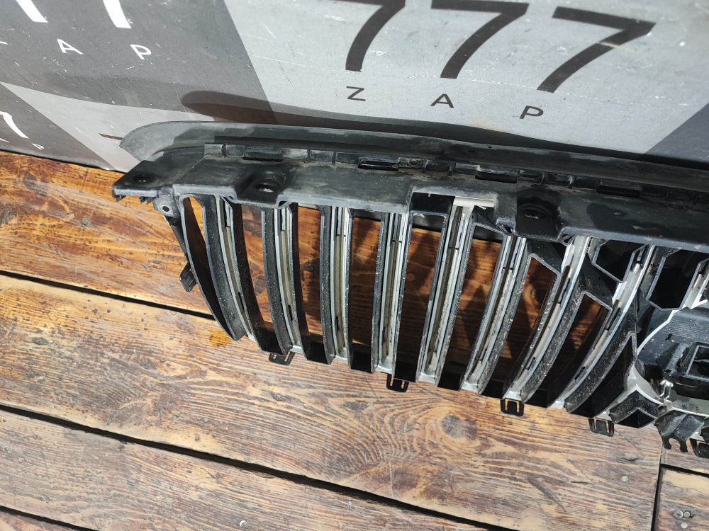 Решетка радиатора Volvo XC90 2 19-нв Б/У Оригинал 31698385