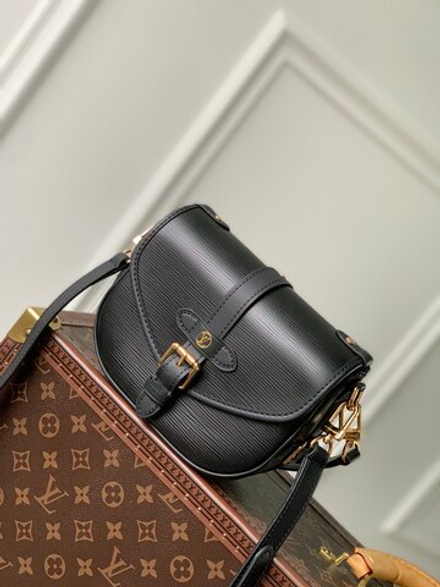 Louis Vuitton Saumur BB