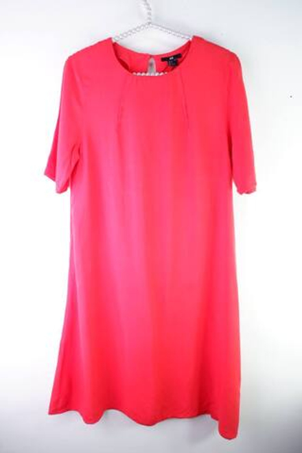 Платье H&M для городских будней, маркировка 36, визуально на 42 размер