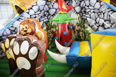 Надувной батут "В гостях у зебры"