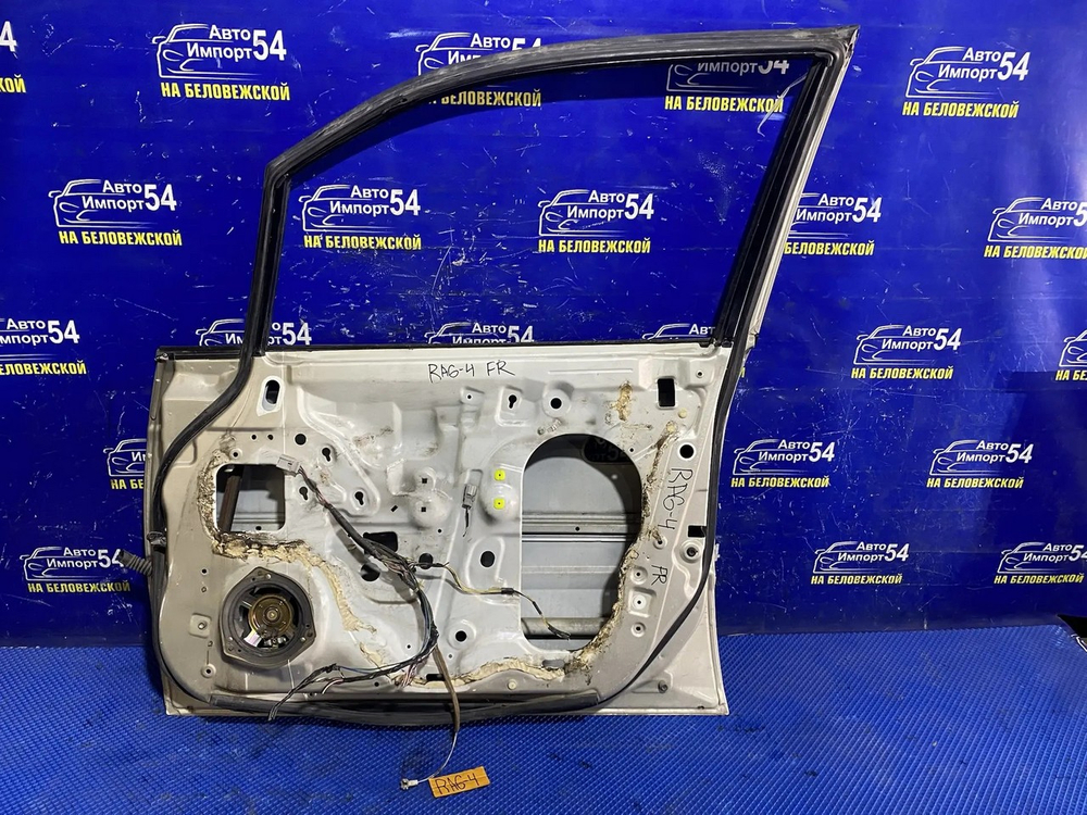 Дверь передняя правая Honda ODYSSEY 2000