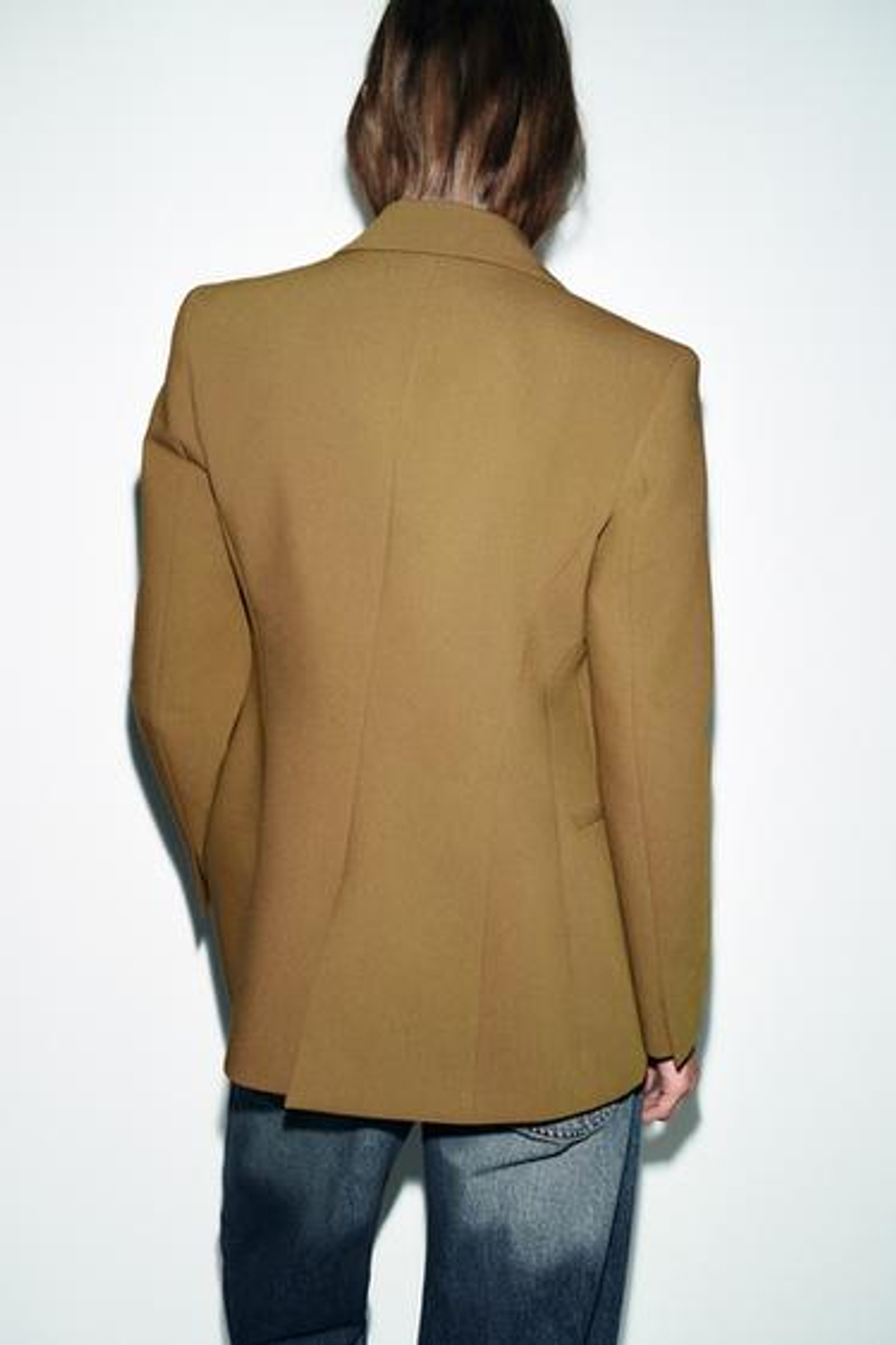 Блейзер с аксессуарами, облегающий фигуру - ZARA