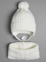 Шапка для девочки осенняя и снуд вязаный