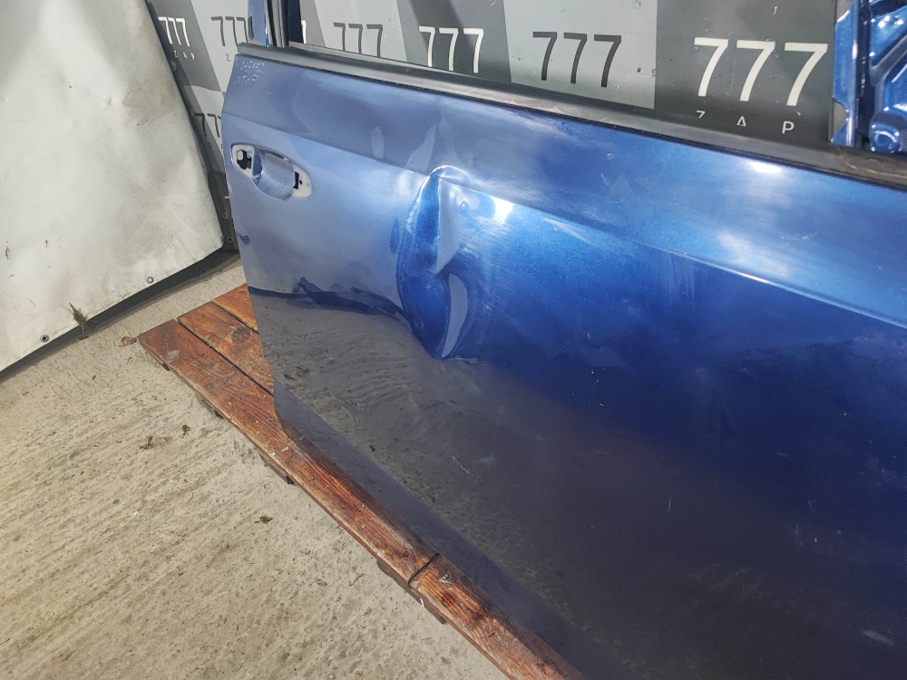 Дверь передняя правая Skoda Octavia 3 (A7) 13-20 Б/У Оригинал 5E0831052B