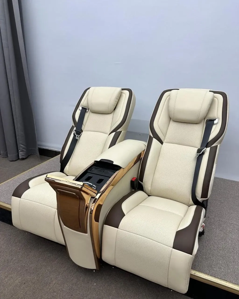 Сиденья капитанские кресла для Lexus LX570 Лексус Капитанские сидение VIP декор