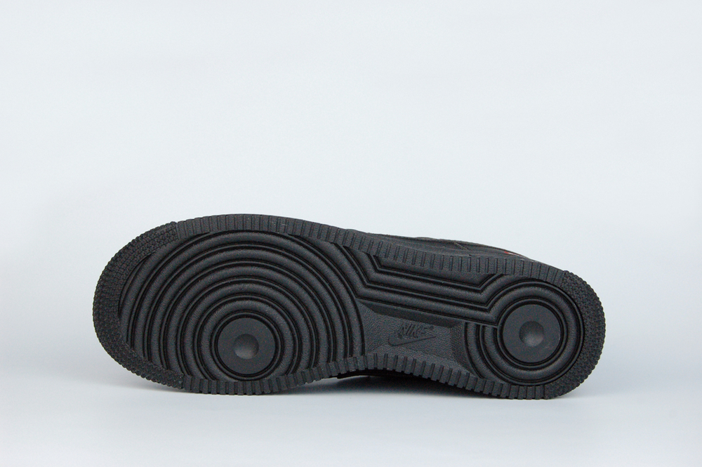Кроссовки Nike Air Force 1 Low x Supreme Triple Black