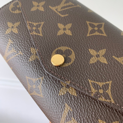 Louis Vuitton Sarah Wallet