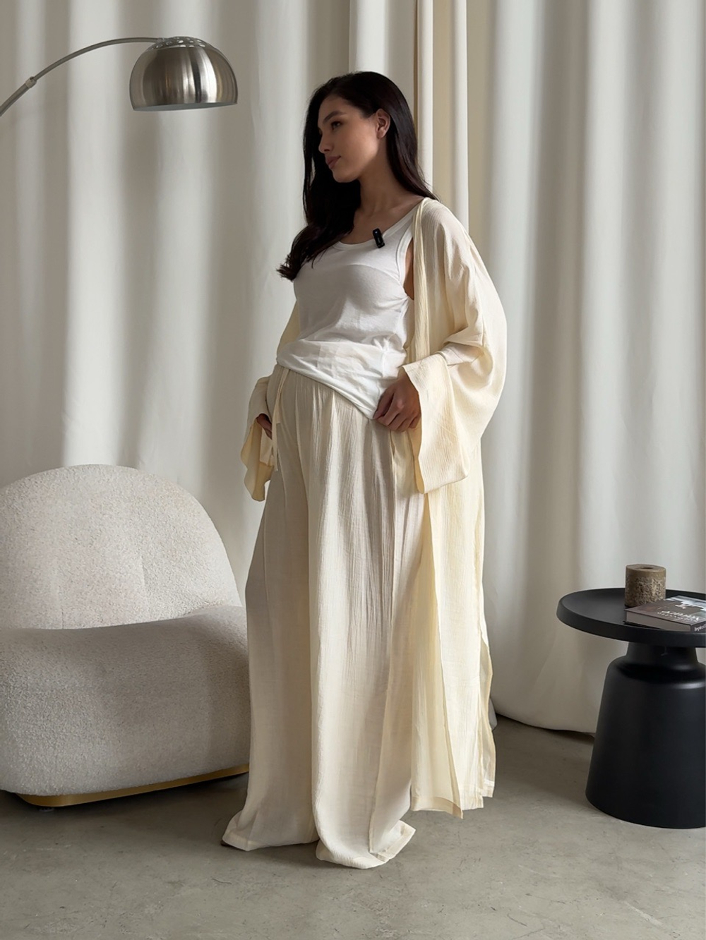 Комплект вискозный, широкие брюки и длинная накидка