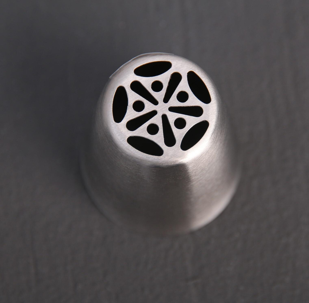 Насадка кондитерская «Цветок», d=3,5 см, вых. 1,9 см