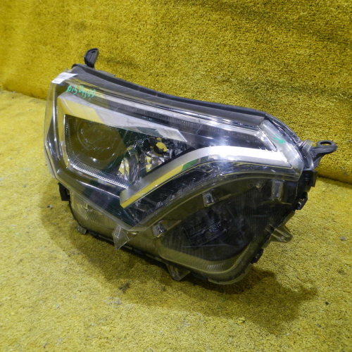 Битая Фара правая Toyota RAV4 4 CA40 (2015-2019) LED