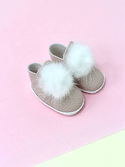 Ботиночки бежевые с пушком для куклы Paola Reina 32-34 см