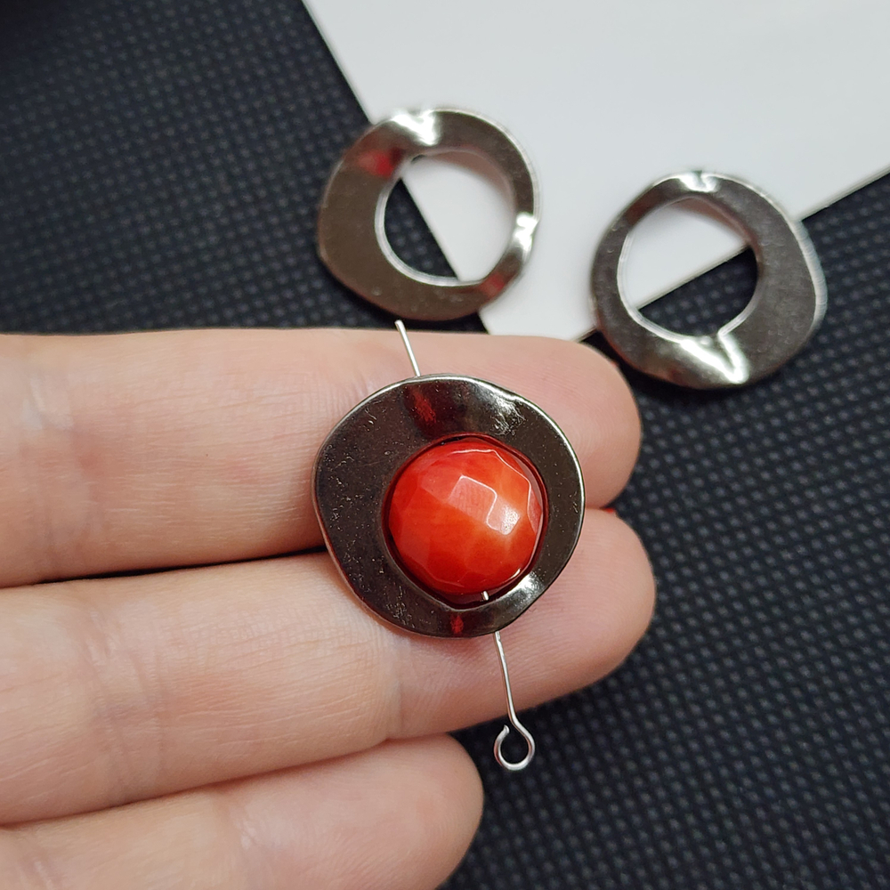 Рамка для бусины, черная, подходит бусина до 11.5мм, штучно