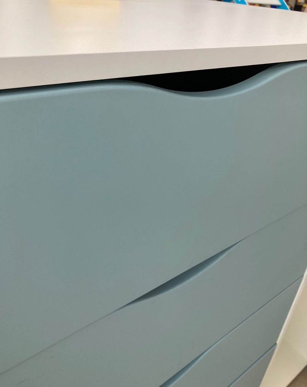 Комод 5 ящиков со штангой МДФ софт белый/ниагара