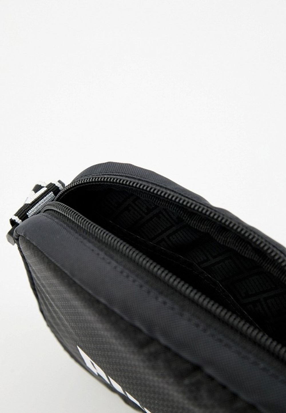 Сумка спортивная PUMA Core Base Cross Body Bag