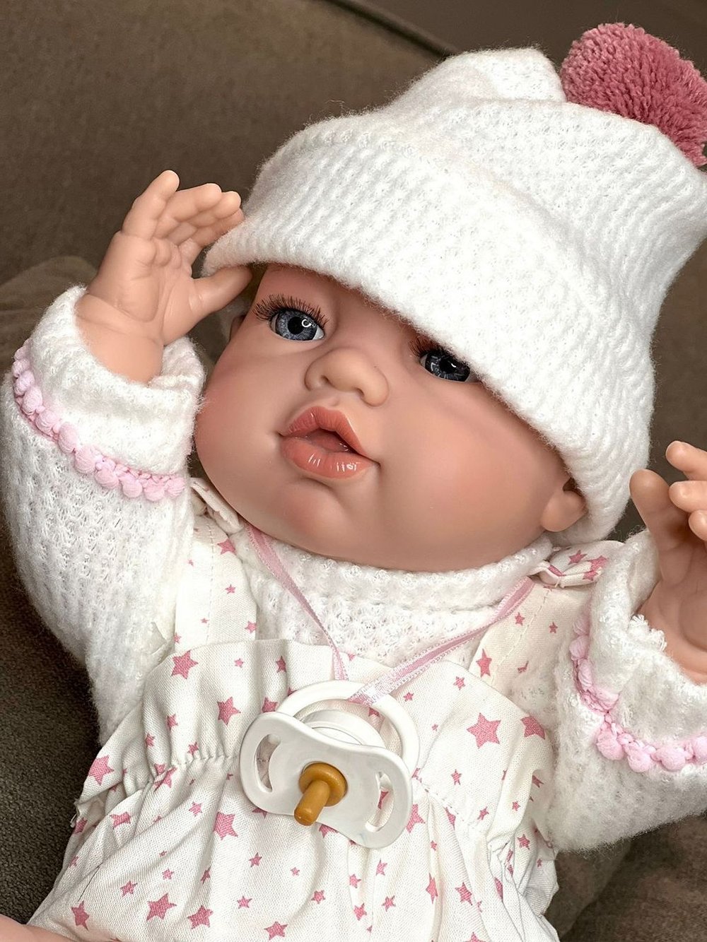 Кукла Berbesa виниловая 42см Recien Nacido с пледом (5123K)