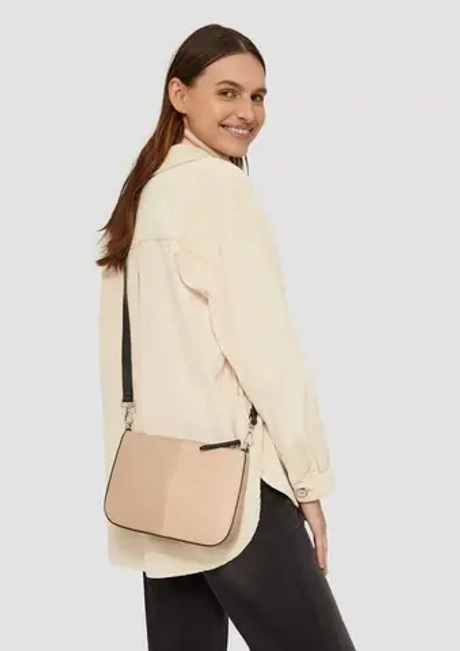 Городская сумка со съемным плечевым ремнем