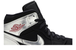 Кроссовки Jordan Air Jordan 1 Mid Takes It Back To "Johnny Kilroy"