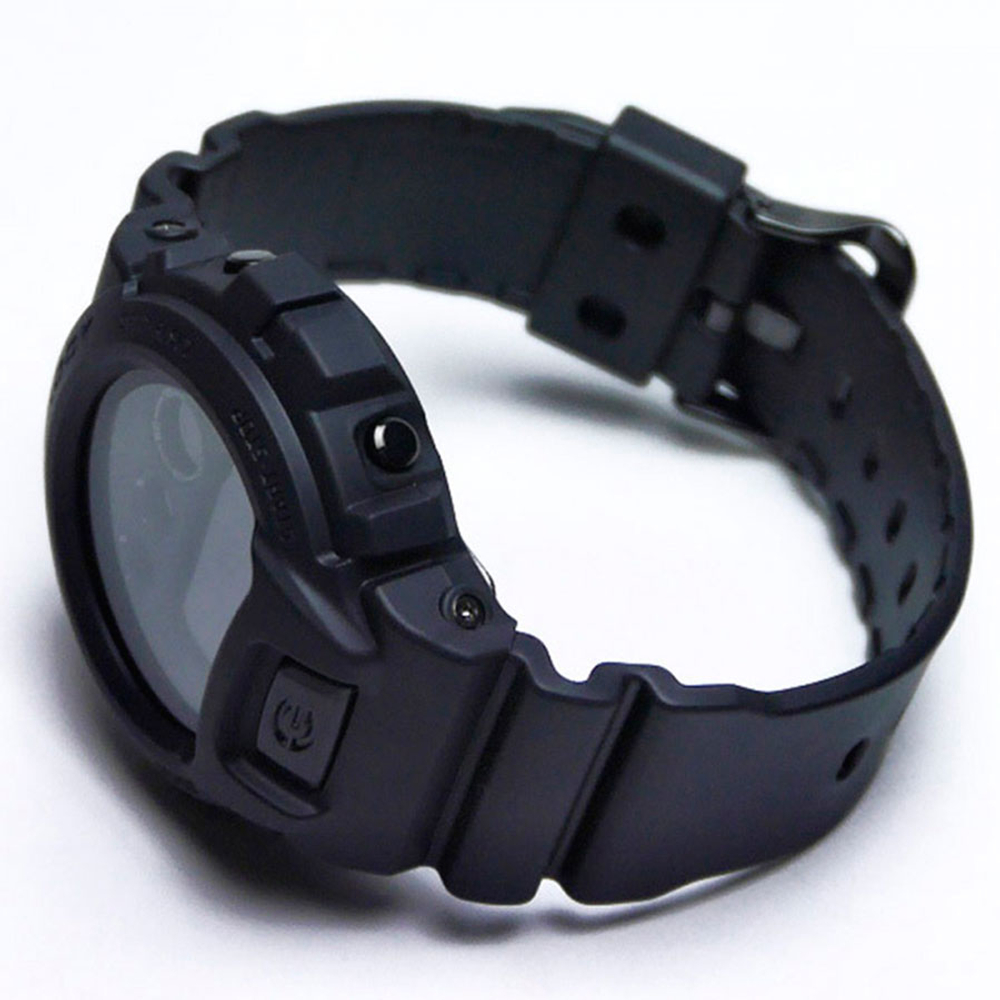 Мужские наручные часы Casio DW-6900BB-1E