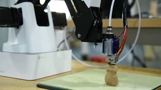 DOBOT Magician - роботизированный манипулятор (образовательная версия)