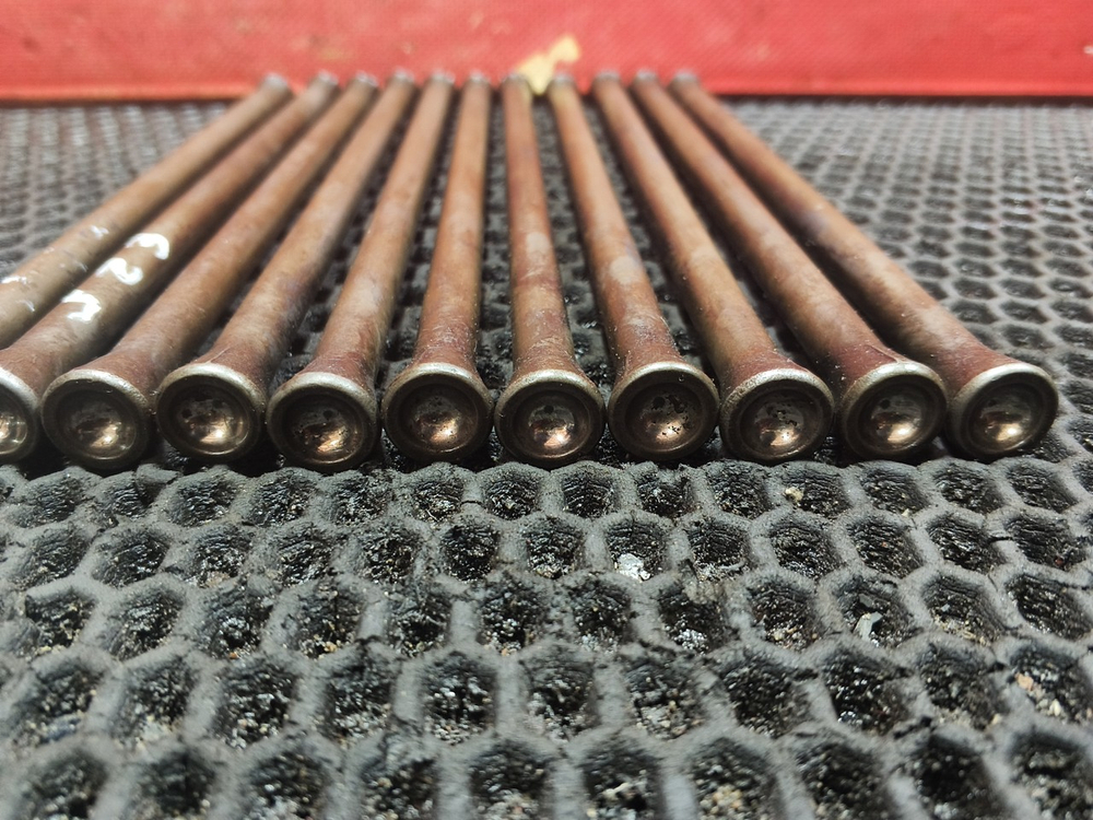 Комплект штанг толкателей