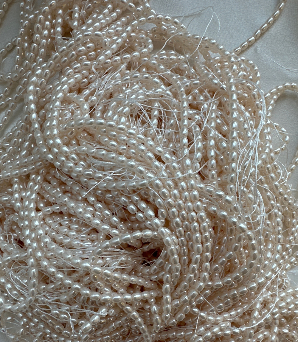 Жемчуг 4мм, рис "Майорка" (нить)