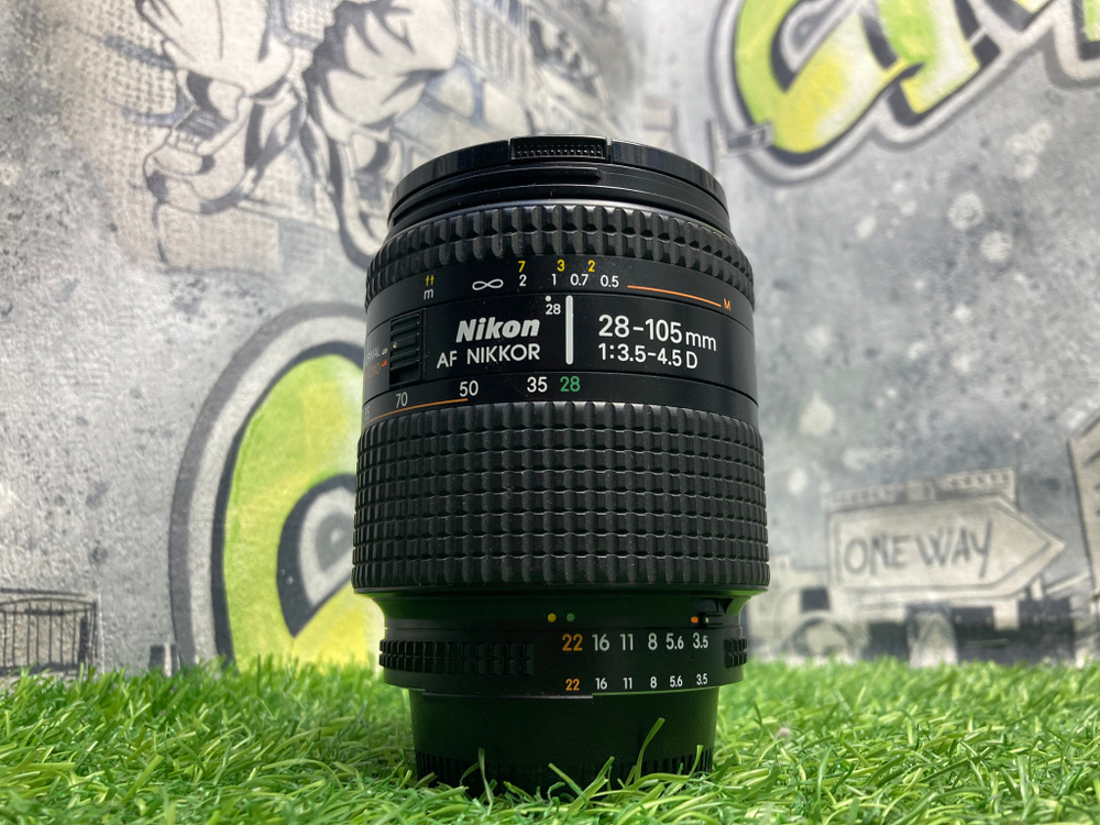 Nikon 28-105mm 3.5-4.5D AF Zoom-Nikkor