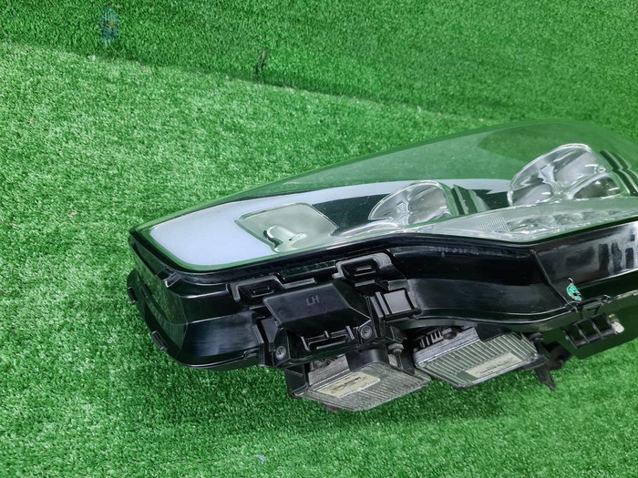 Фара левая Kia Quoris (2012-2018) LED