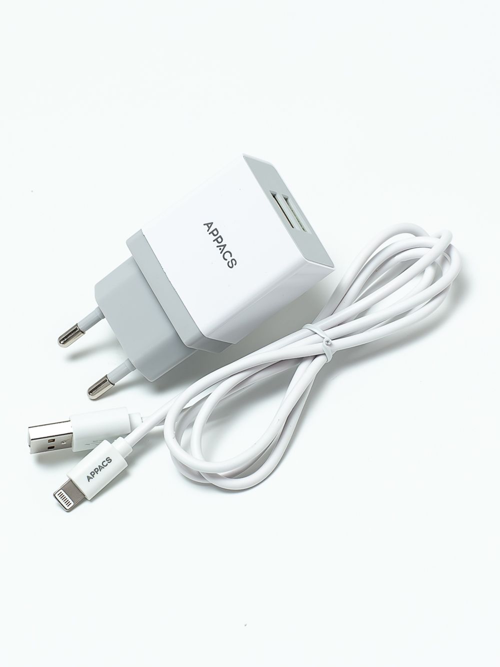 220V APPACS APEUT52i, кабель lightning (iPhone), 2USB, 2.4A.jpg