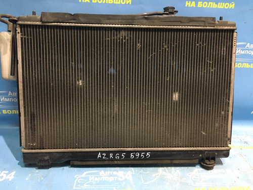 Радиатор двигателя TOYOTA NOAH 2003-2007