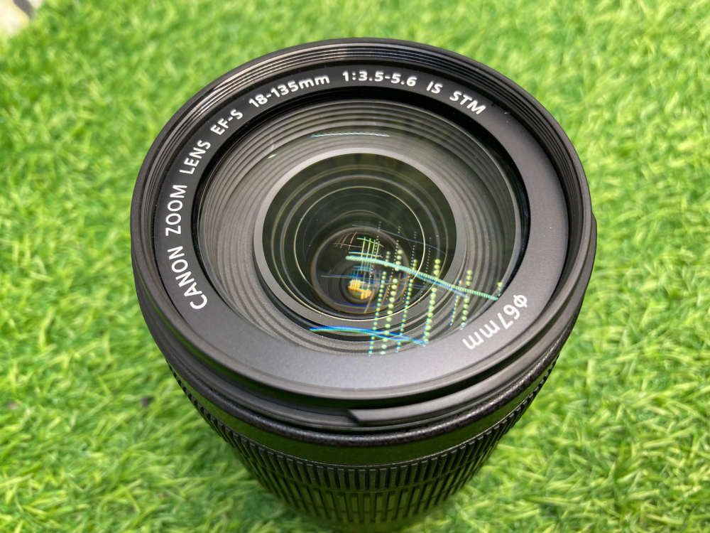 Canon EF-S 18-135mm 3.5-5.6 IS STM