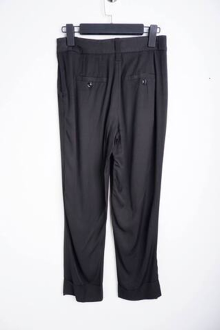 Брюки Massimo Dutti практичные, визуально на 42 размер