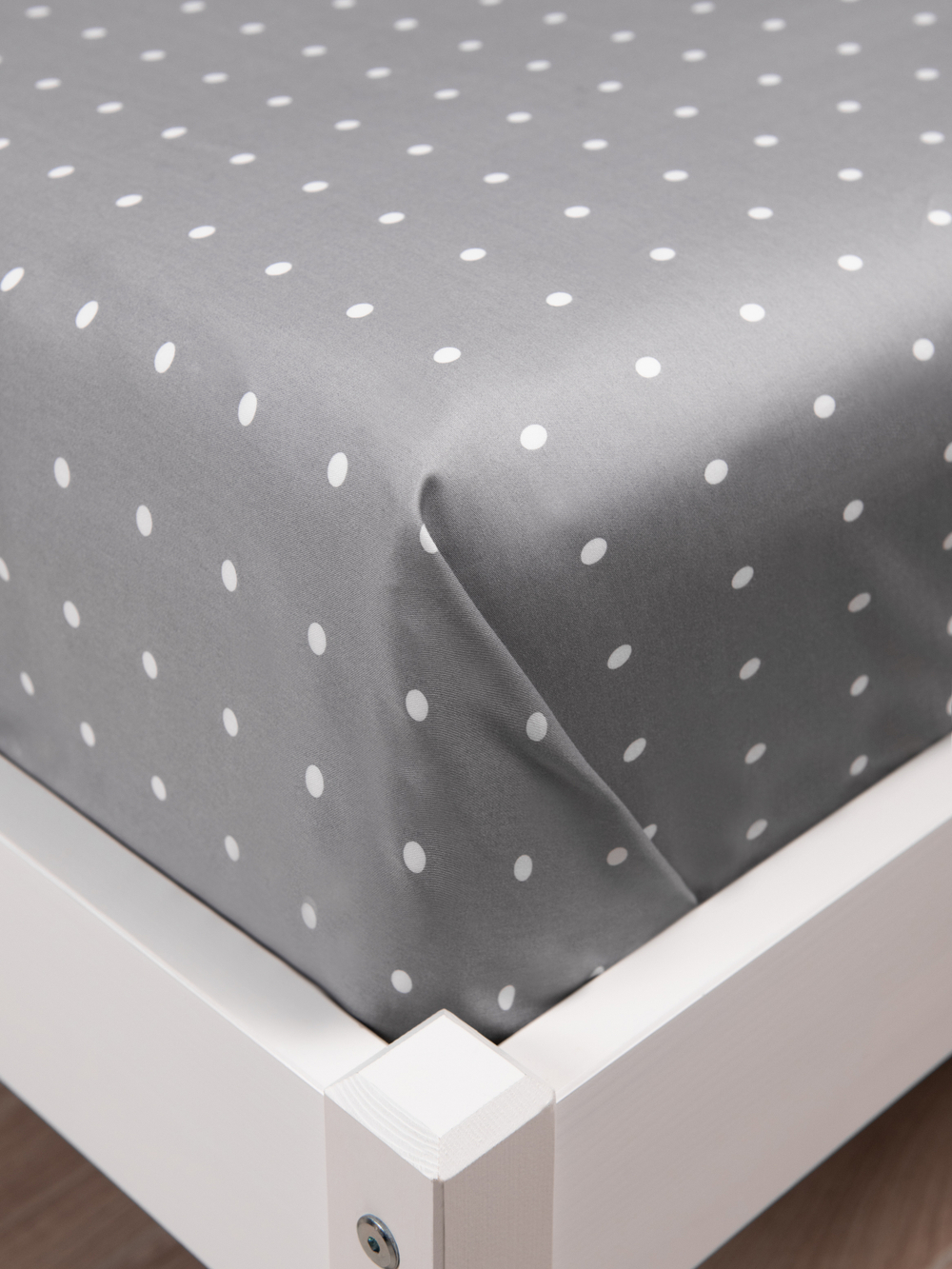 ODA Простыня стандартная, сатин серый в точку