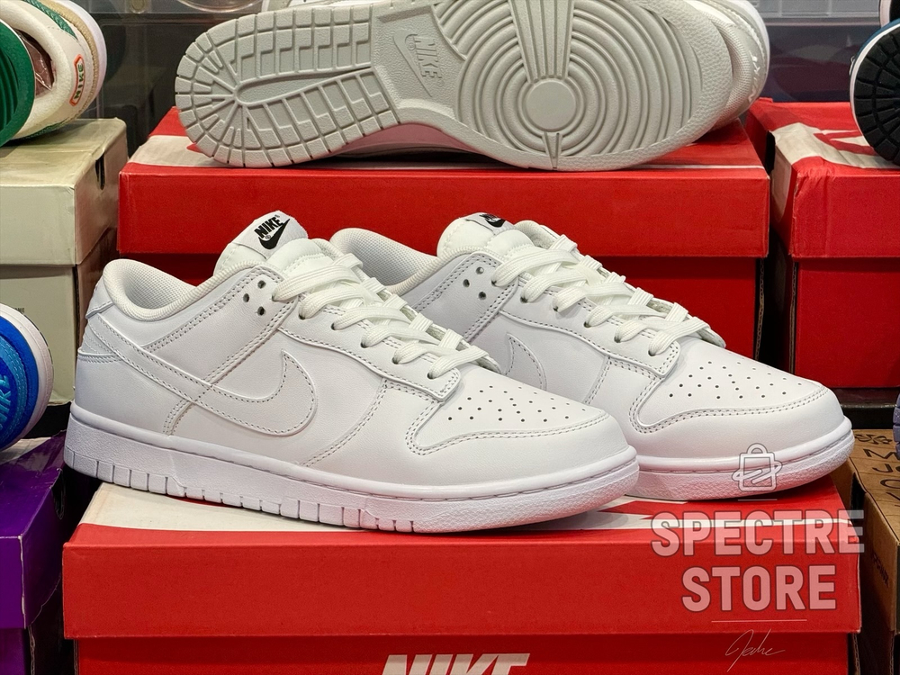 Nike Dunk Low Triple White