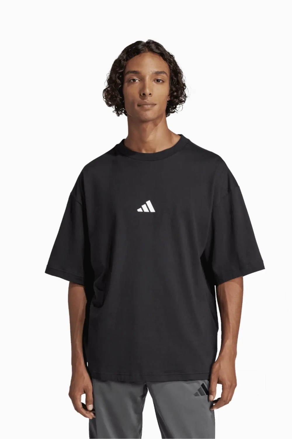 Футболка adidas Future Icons - черный