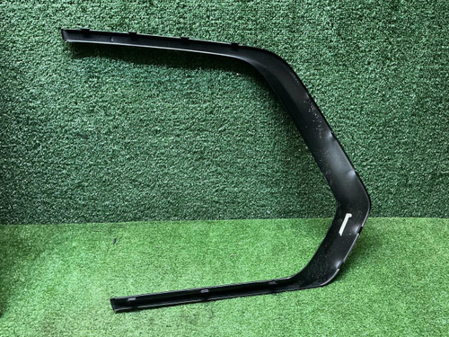 Молдинг форточки правый BMW X7 G07 (2019-н.в.)