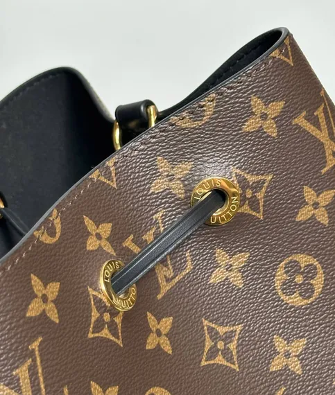 Сумка Louis Vuitton NeoNoe MM (черная фурнитура)