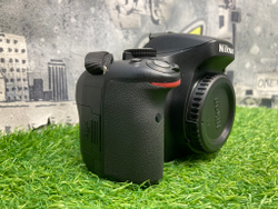 Nikon d5100 body 3.700 кадров