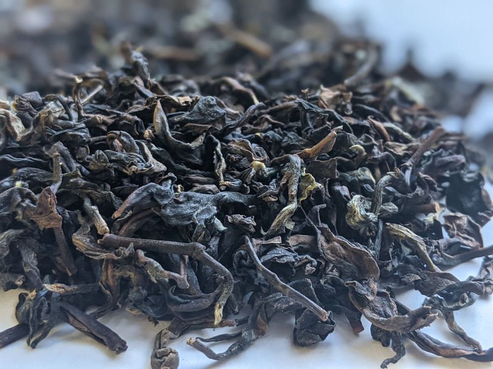 Восточная красавица (Дун Фан Мэй Жэнь)