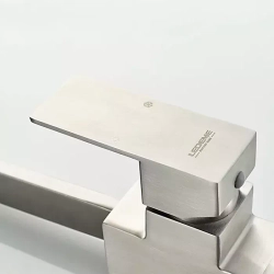 Смеситель для кухни высокий L74033 Ledeme нержавеющая сталь