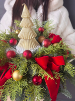 Новогодняя композиция на стол «Ёлочка желаний»