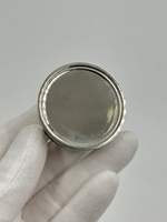 Таблетница с вышивкой