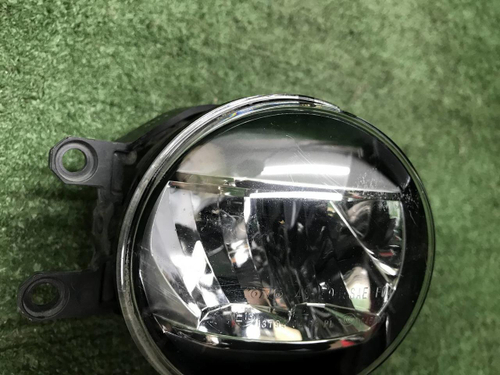 ПТФ правая Toyota Land Cruiser Prado 150 17-нв LED