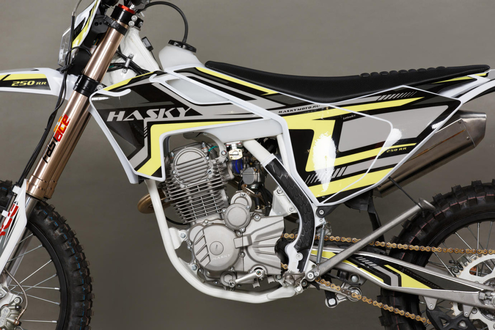 Мотоцикл Hasky RR250 эндуро
