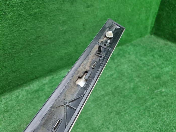 Накладка двери задняя правая BMW X7 G07 (2019-нв)