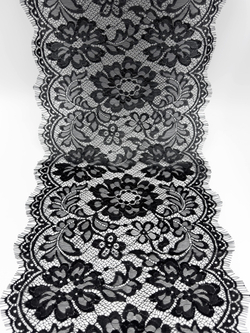 Кружево шантильи черное неэластичное ширина 26 см длина 1.4 м С БРАКОМ