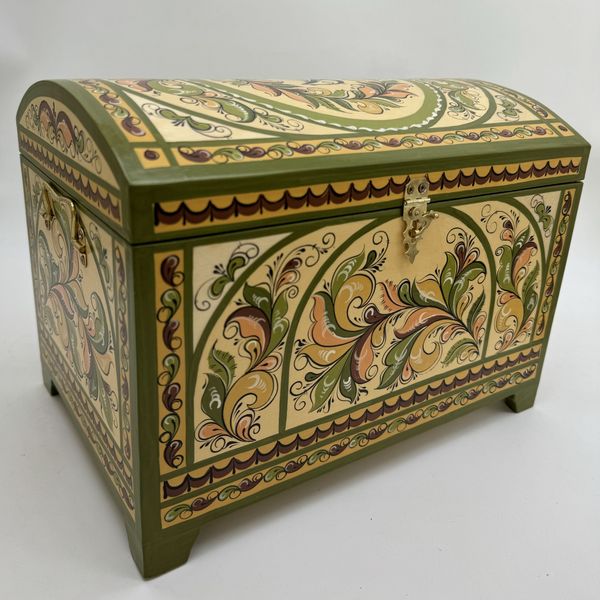 Сундук подарочный с ручной росписью