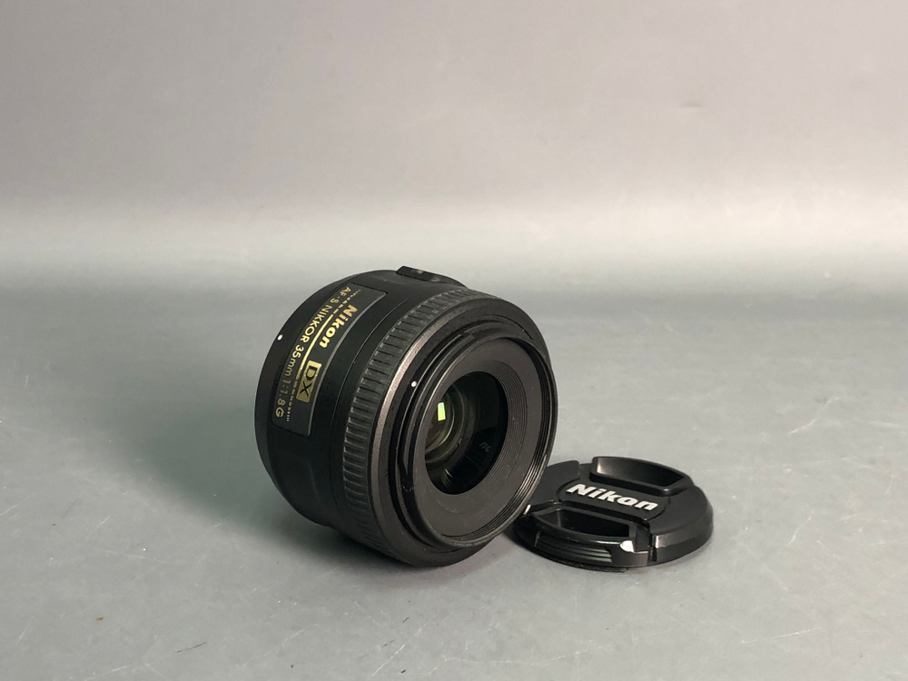 Nikon 35mm 1.8G AF-S DX Nikkor
